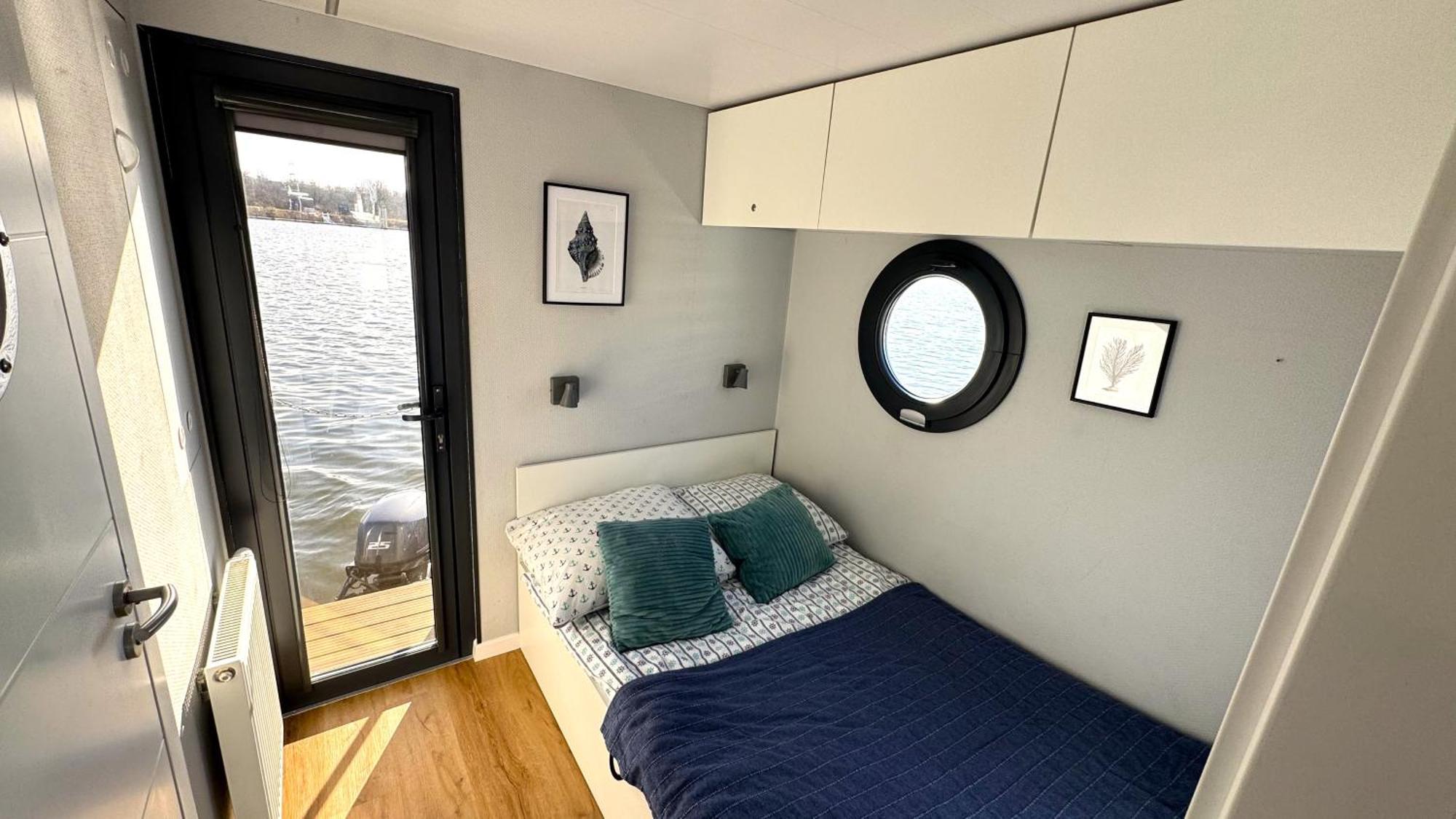 Ferienwohnung Houseboat Water Boy Apartament Plywajacy Dom Na Wodzie Lodz Breslau Exterior foto