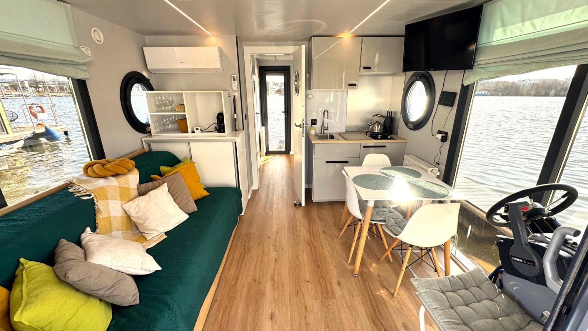 Ferienwohnung Houseboat Water Boy Apartament Plywajacy Dom Na Wodzie Lodz Breslau Exterior foto